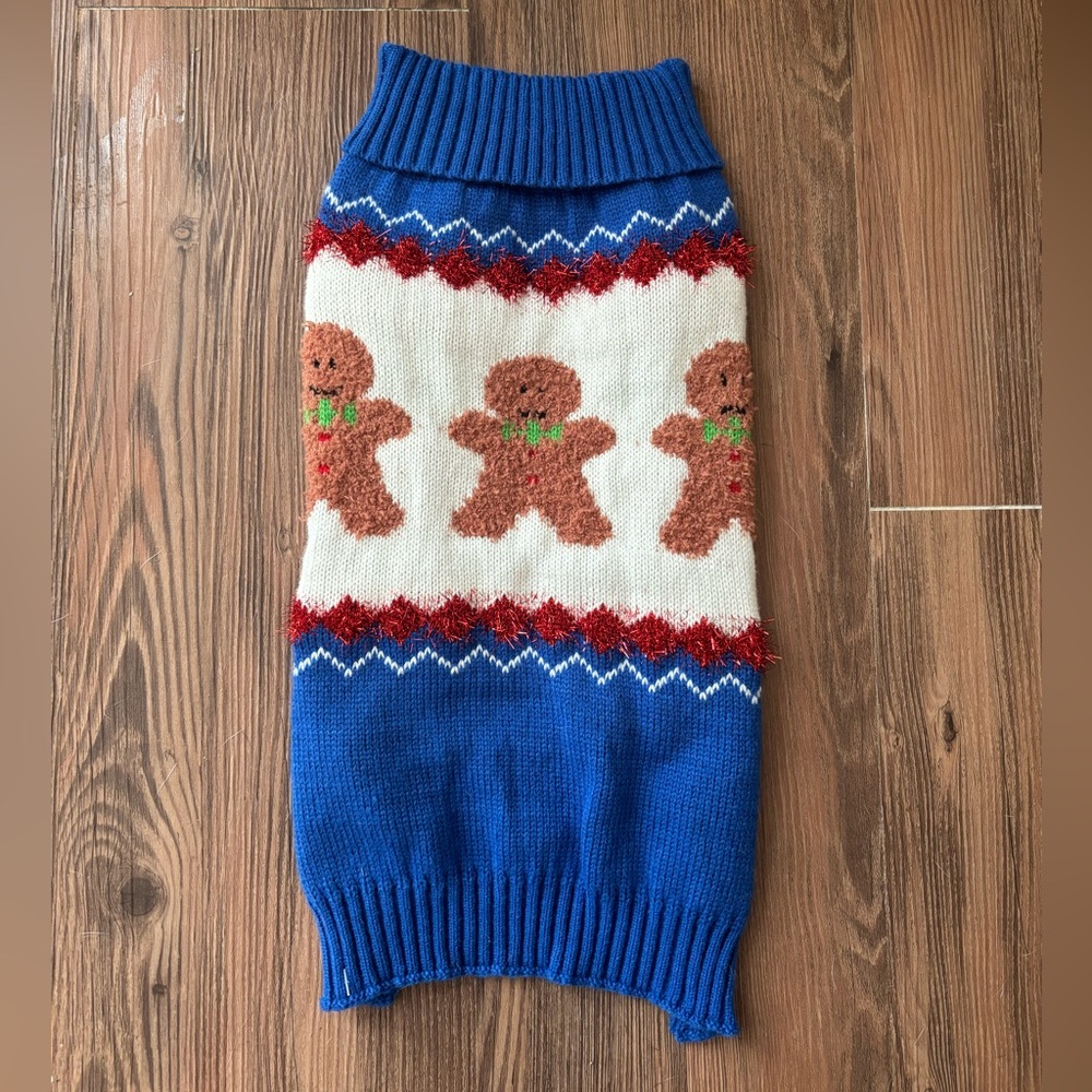 Gingerbread dog sweater, Size M